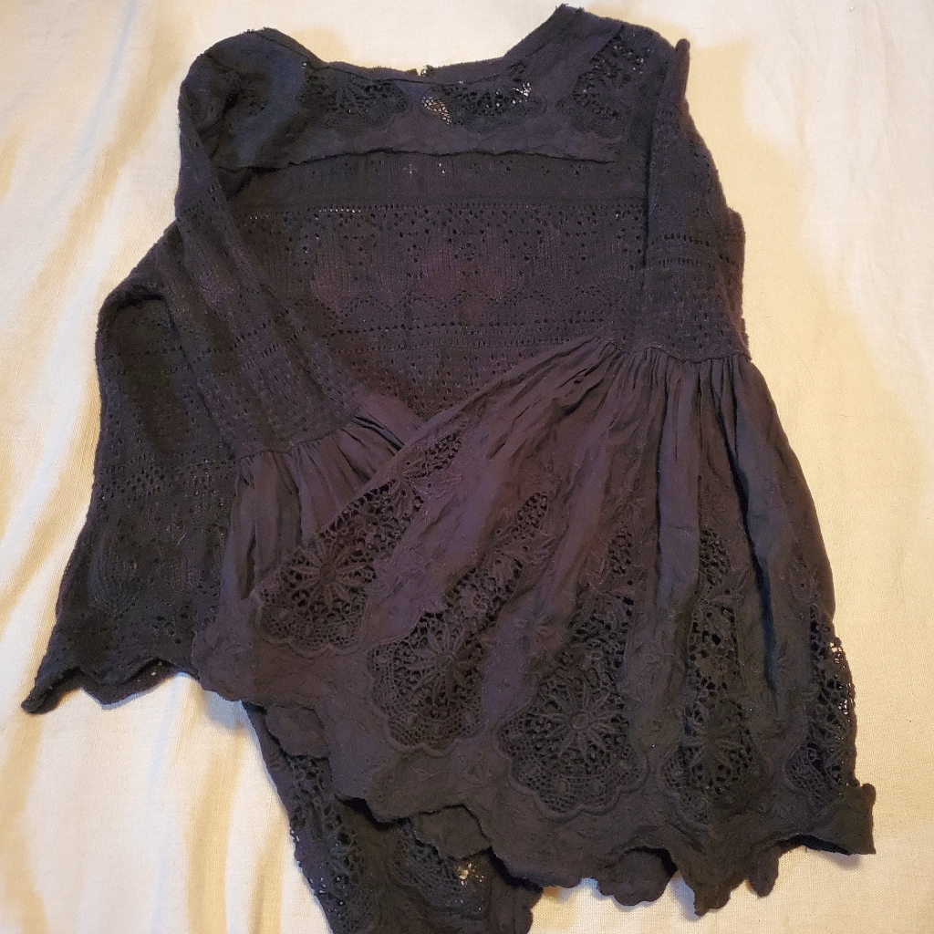 Long Sleaved Blouse
